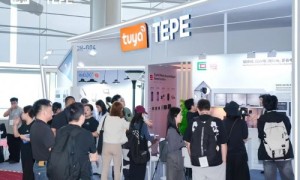 AI照明能“读心”？涂鸦智能2025香港秋灯展开启照明新体验